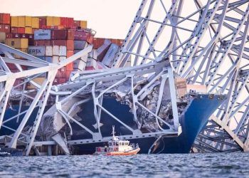 Destruye barco portacontenedores el puente Francis Scott Key en Baltimore