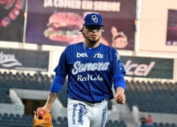 Faustino Carrera llega a la parvada
