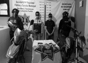 SSP de Texmelucan detiene a dos hombres con arma de fuego
