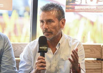 Se va de la directiva del Club Puebla El Búfalo Poblete