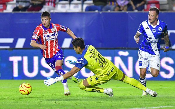 Debuta Aristeguieta con derrota de 4-0