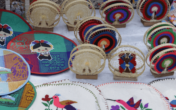 Preparan festejo para artesanos poblanos