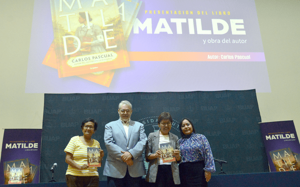 Presentan en la BUAP el libro “Matilde. La primera médica mexicana”