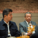 Rivera dialoga con comunidad migrante en EU
