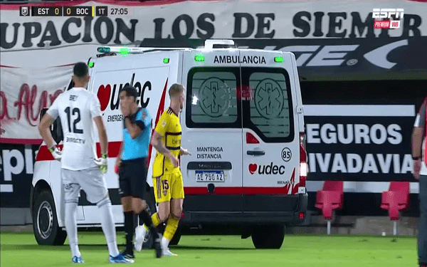 Suspenden el Boca-Estudiantes tras ataque epiléptico del chileno Altamirano