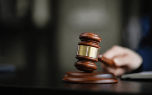 Condenan a 20 años de prisión a policía de Misisipi por torturar a dos afroamericanos