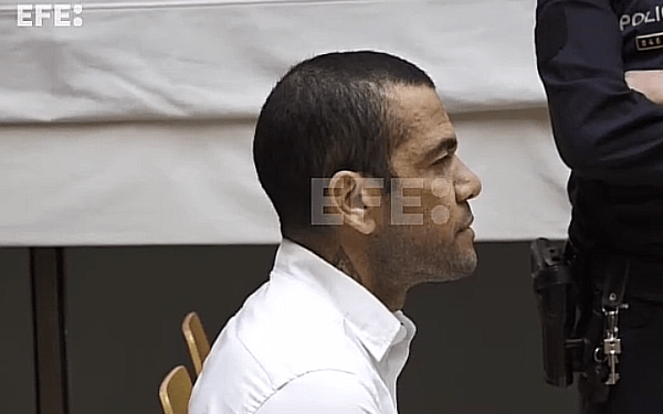 Fiscalía de Barcelona se opone a libertad provisional para Dani Alves