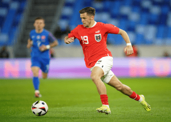 Baumgartner marca el gol más rápido del futbol de selecciones