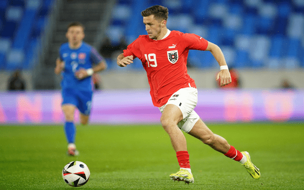 Baumgartner marca el gol más rápido del futbol de selecciones