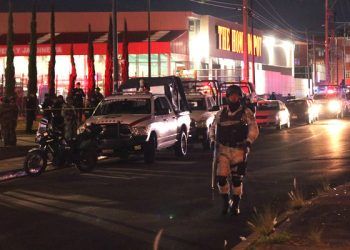En ataque directo asesinan a un policía estatal en PeriPlaza