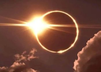 Escuelas de Puebla deben seguir recomendaciones para observar el eclipse solar: SEP