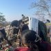 Dos muertos y más de 10 heridos deja volcadura de camión en Huehuetlán