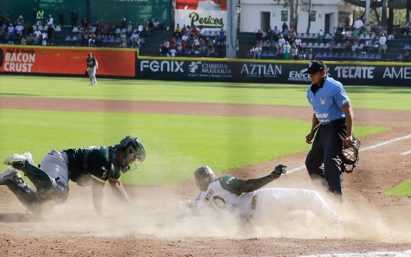 Vence Pericos 6-3 a Bravos de León y se lleva la segunda serie