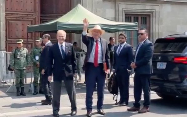 AMLO se reunió con el director de la NASA