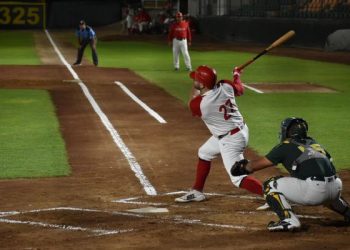Pericos, con paso firme en el Interliga