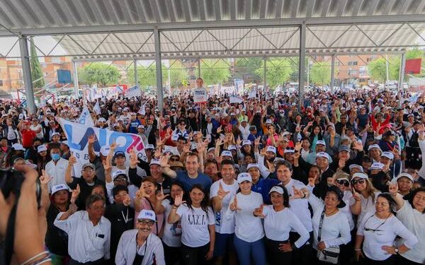 Ofrece Eduardo Rivera implementar Tarjeta de Salud