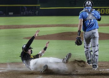 Se empata la serie entre Pericos y Bravos de León; hoy se define