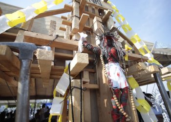 Listo, concurso de cruces: CMIC
