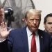 Posponen posible castigo a Trump por violar la “ley mordaza”