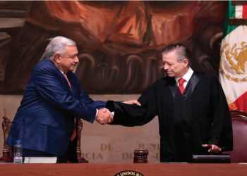 Piensa mal y…