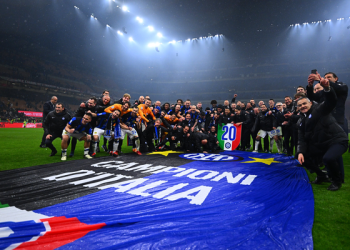Inter se corona campeón de la Serie A ante el Milan en San Siro