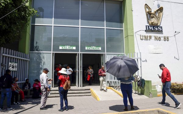 Oferta IMSS 10 mil plazas para médicos