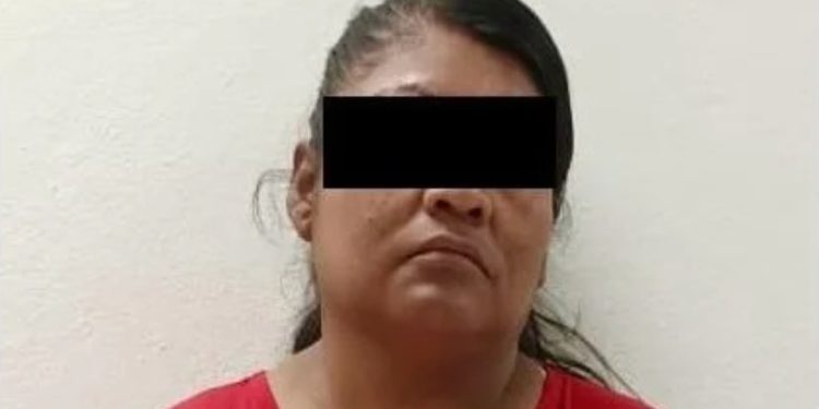 Mujer quiso meter droga al Cereso de Tepexi; es detenida