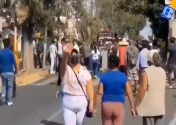 Se mantienen franeleros de la Feria de Puebla con previo listado y vigilancia de Tránsito municipal