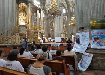 Voz de los Desaparecidos acude a catedral y recuerda a madres buscadoras