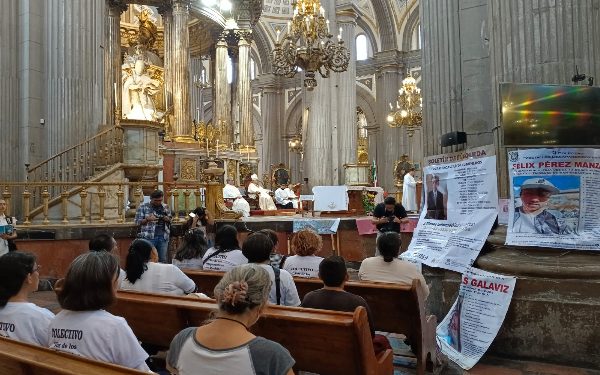 Voz de los Desaparecidos acude a catedral y recuerda a madres buscadoras