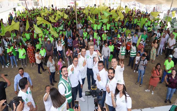 En Castillotla, promete Chedraui reforestar