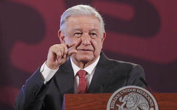 AMLO critica a madre buscadora que denunció fosa clandestina