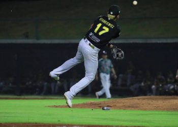 Pericos barre las rayas de los Tigres