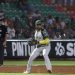 Pericos gana el primero ante Leones