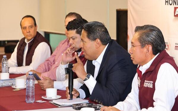 Inexplicable enriquecimiento de Riestra y Rivera: Morena