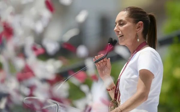 Claudia Sheinbaum cierra campaña en el zócalo de CDMX