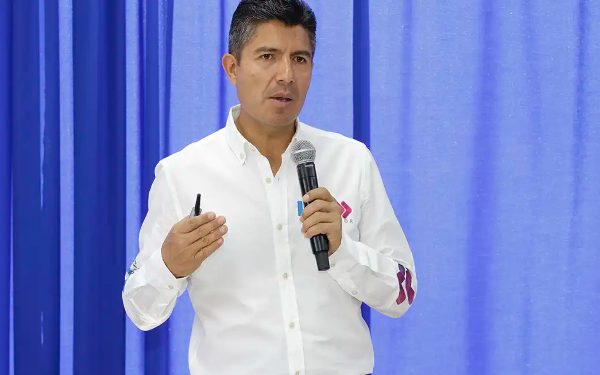 LA MISIÓN IMPOSIBLE DE EDUARDO RIVERA  