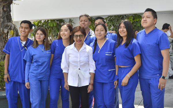Rectora BUAP reconoce calidad y calidez de la Facultad de Estomatología