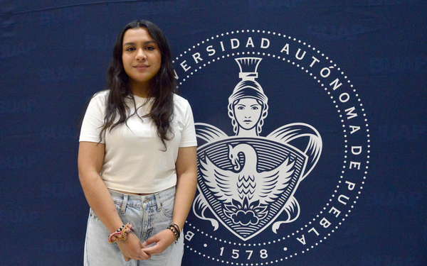 Estudiante de Prepa BUAP diseña y fabrica viscosímetro casero