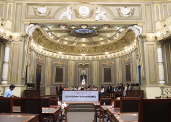 Congreso de Puebla recibe iniciativa para castigar inducción al suicidio mediante plataformas digitales