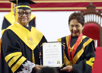 Universidad Nacional de Trujillo entrega Doctorado Honoris Causa a Rectora de la BUAP