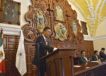 Rafael Cañedo presenta su plan de gobierno al Consejo Universitario de la BUAP