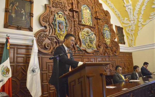 Rafael Cañedo presenta su plan de gobierno al Consejo Universitario de la BUAP