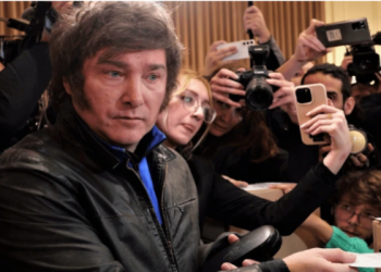 Milei afirma que sigue en pie el plan para cerrar el Banco Central de Argentina