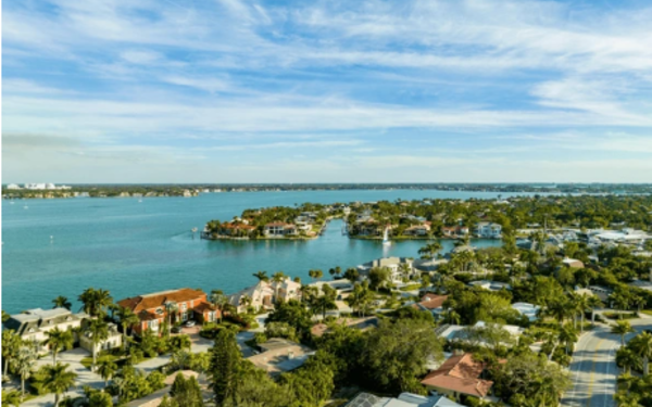 Ponen a la venta la isla Bird Key, santuario de aves en Florida
