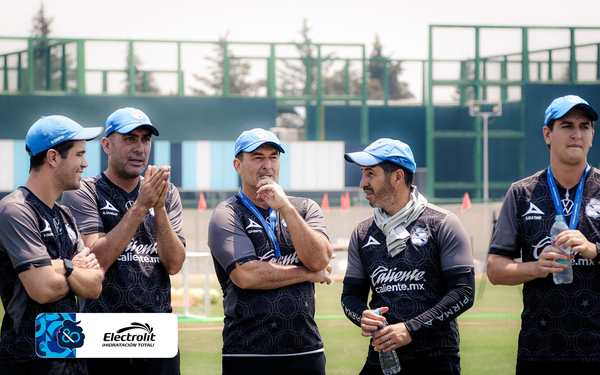 Primer entrenamiento de Puebla con Chepo