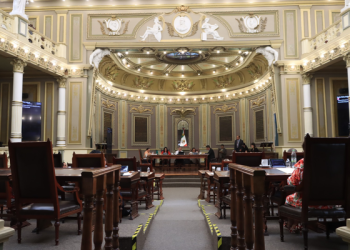 Recibe Congreso iniciativa para reconocer y garantizar derecho de propiedad de pueblos indígenas