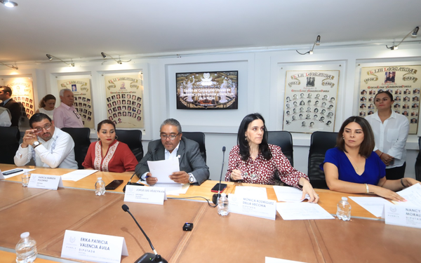 Congreso de Puebla aprueba exhorto para crear programas sociales en favor de madres y padres solteros