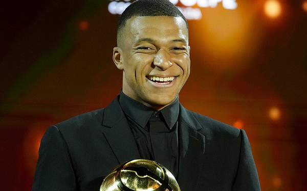 Mbappé es elegido mejor jugador de la temporada en los “Globe Soccer Awards”