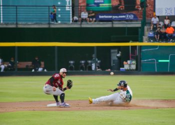 A batazos Oaxaca gana el segundo juego en el Nido Verde